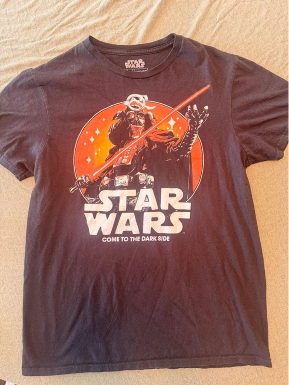Star Wars graphic T